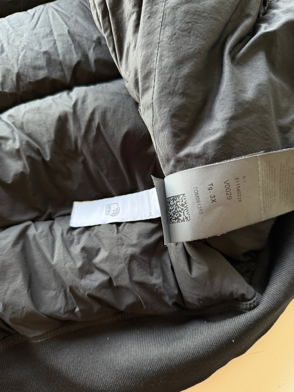 Stone Island Seamless Tunnel Nylon Down Jacket