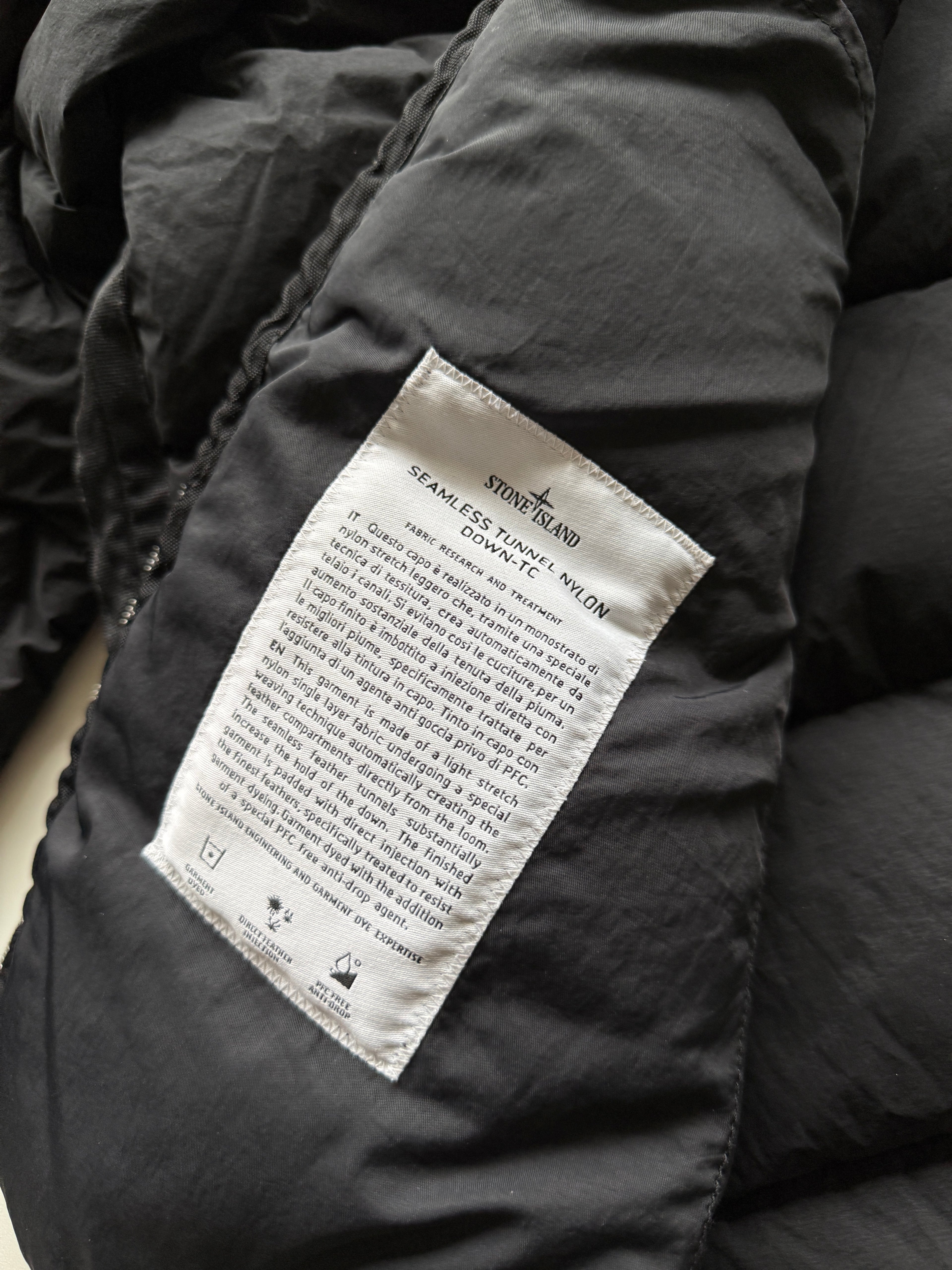 Stone Island Seamless Tunnel Down Jacket
