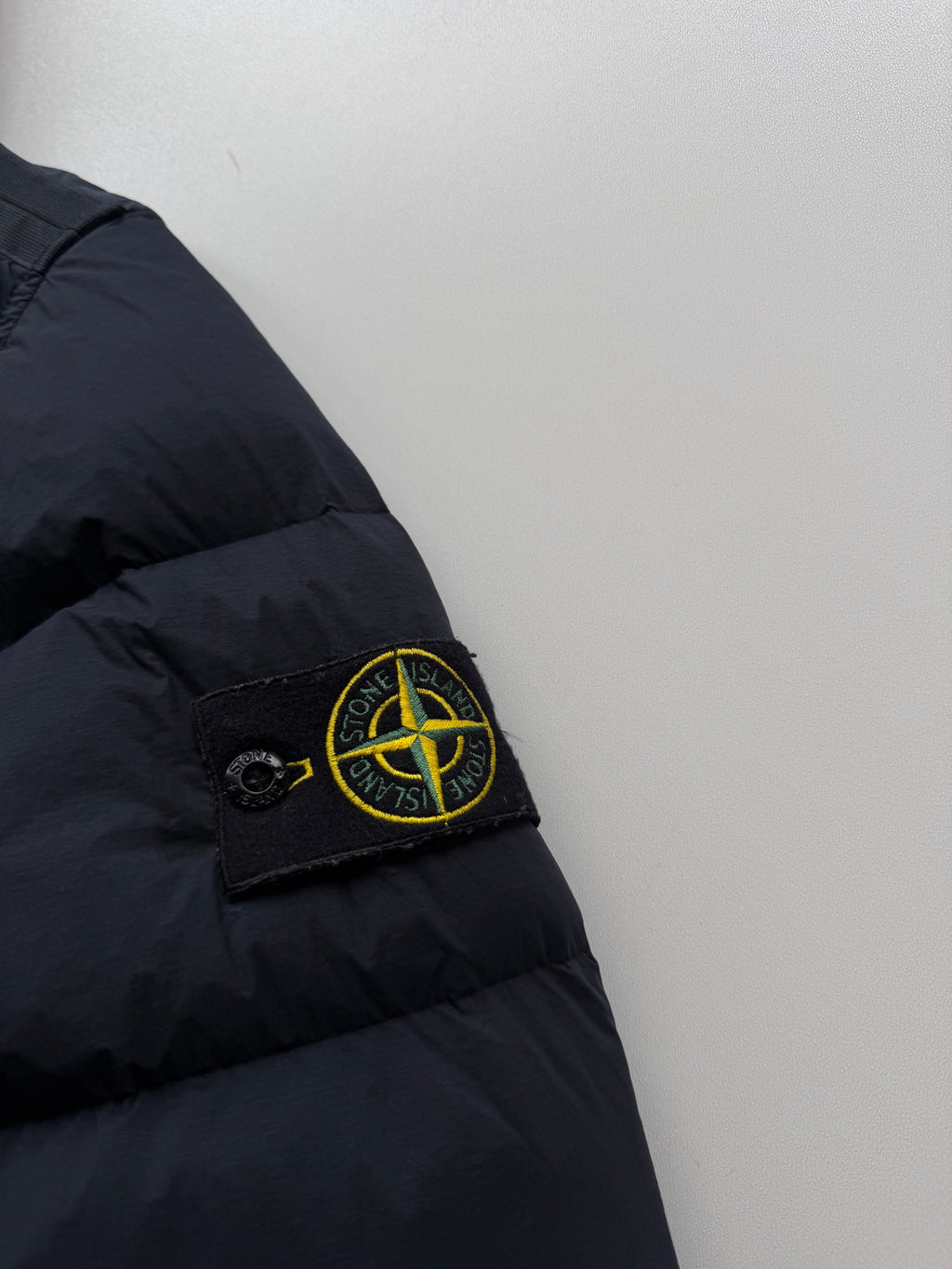 Stone Island Seamless Tunnel Nylon Down Jacket Navy