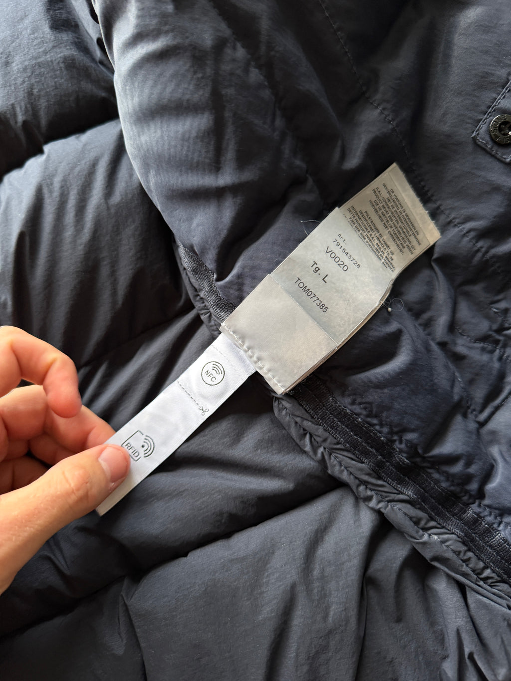 Stone Island Seamless Tunnel Nylon Down Jacket Navy