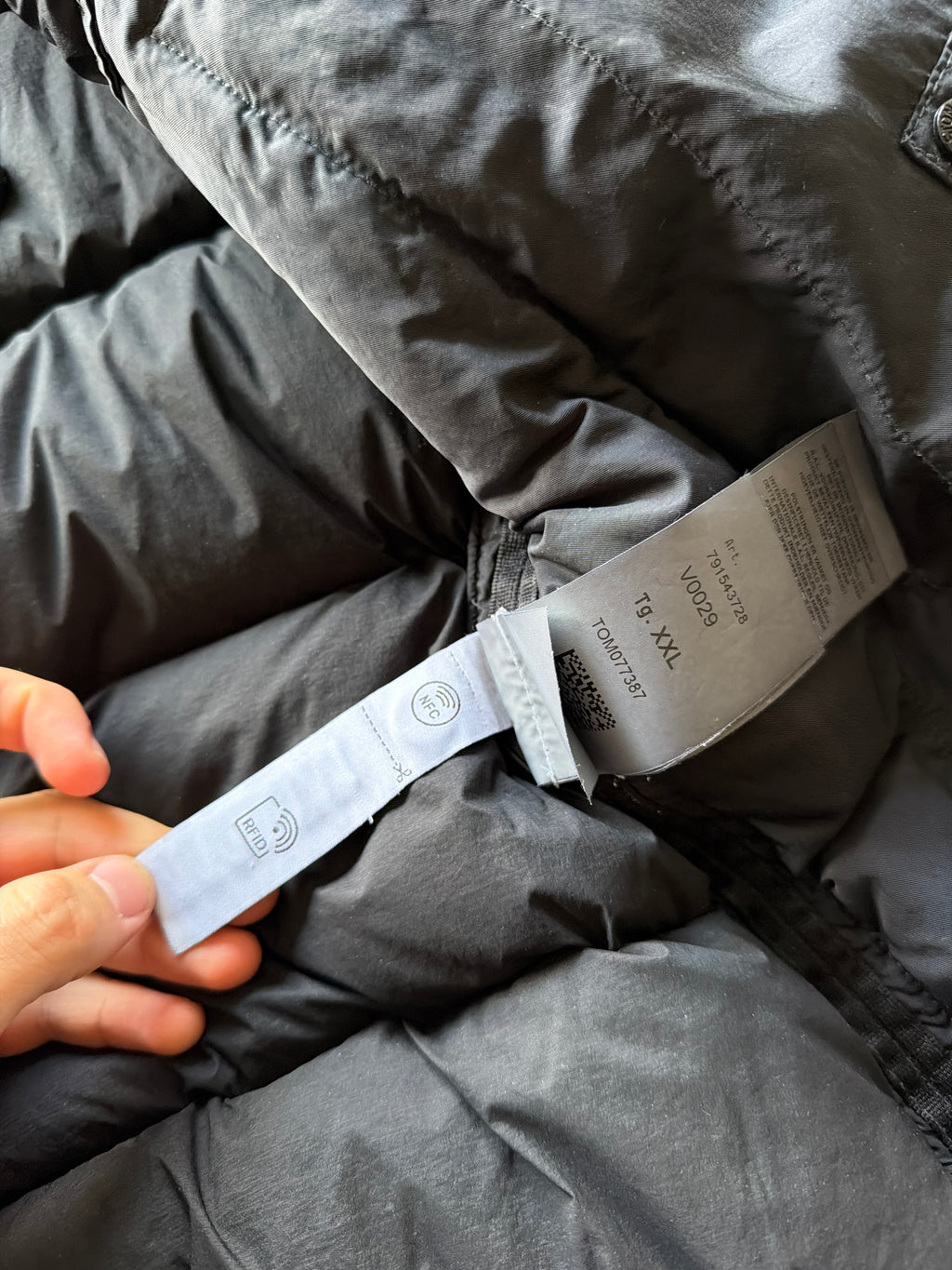 Stone Island Seamless Tunnel Nylon Down Jacket