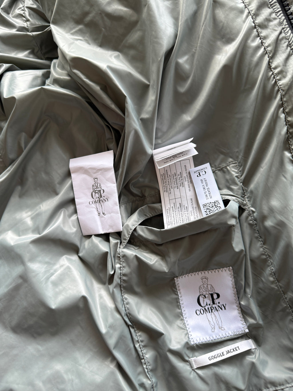 CP Company D D Shell Down Jacket Goggle